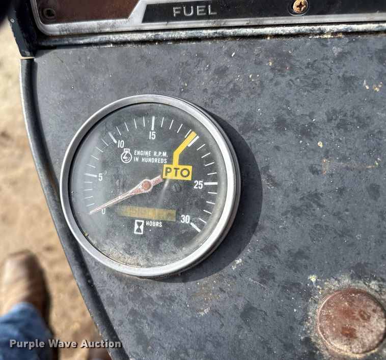 image for item DZ8739 International Harvester 574 tractor