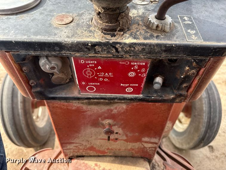 image for item DZ8739 International Harvester 574 tractor