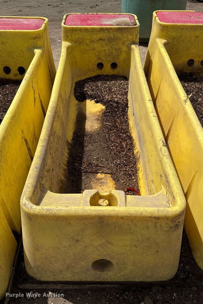 image for item DZ8754 (5) water troughs