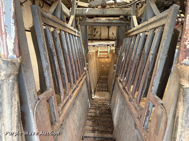 image for item DZ8756 Moly MFG. Silencer squeeze chute