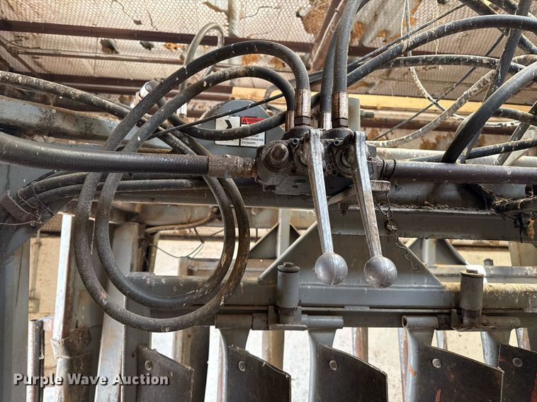 image for item DZ8756 Moly MFG. Silencer squeeze chute