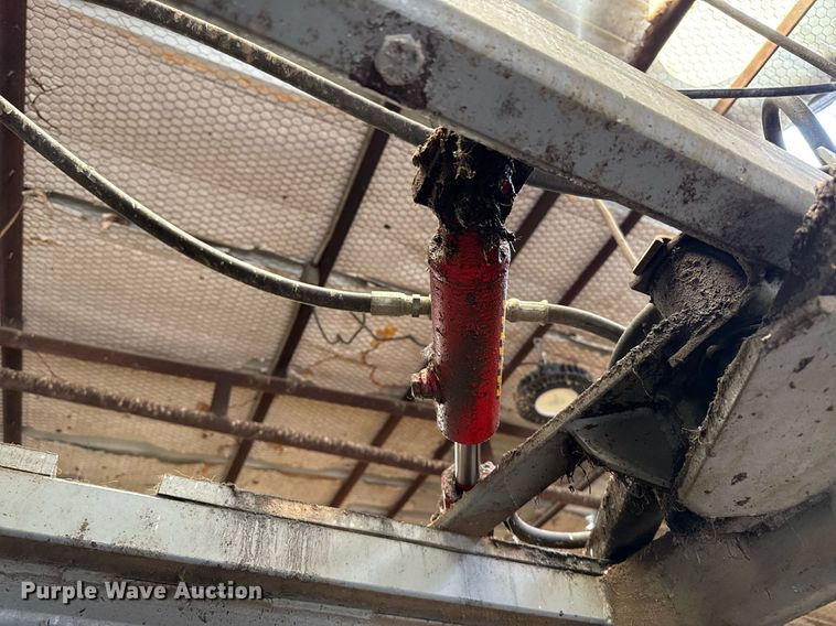 image for item DZ8756 Moly MFG. Silencer squeeze chute