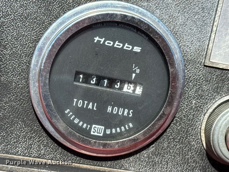 image for item DZ8783 Center pivot donkey