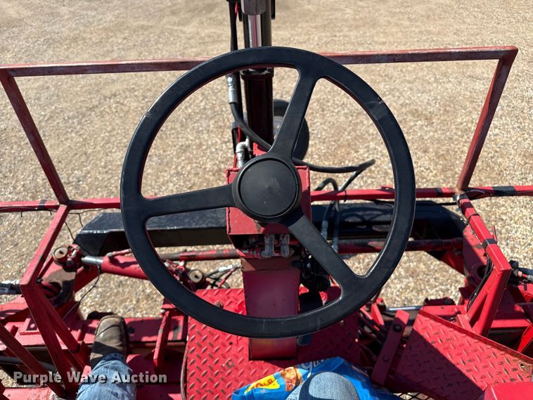 image for item DZ8783 Center pivot donkey