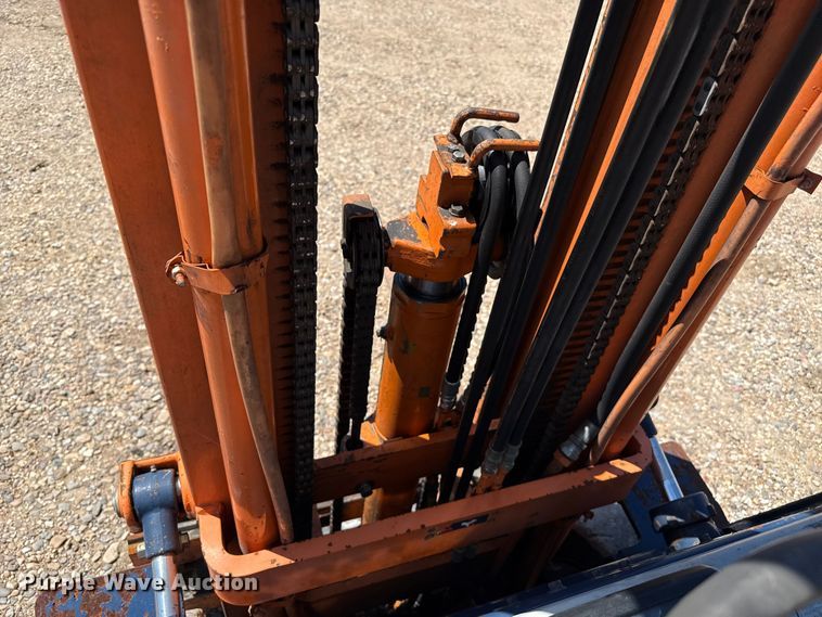 image for item DZ8785 Toyota 42-5FG25 forklift