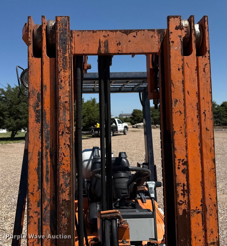 image for item DZ8785 Toyota 42-5FG25 forklift