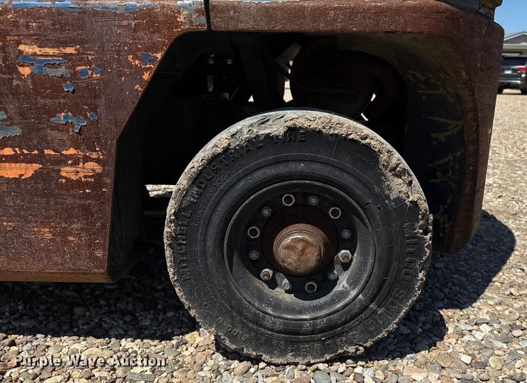 image for item DZ8785 Toyota 42-5FG25 forklift