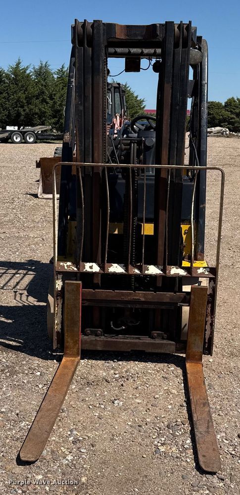 image for item DZ8787 2017 Yale GLC050VXNDSE083 forklift