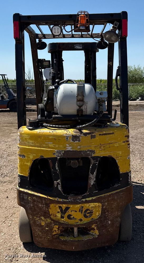 image for item DZ8787 2017 Yale GLC050VXNDSE083 forklift