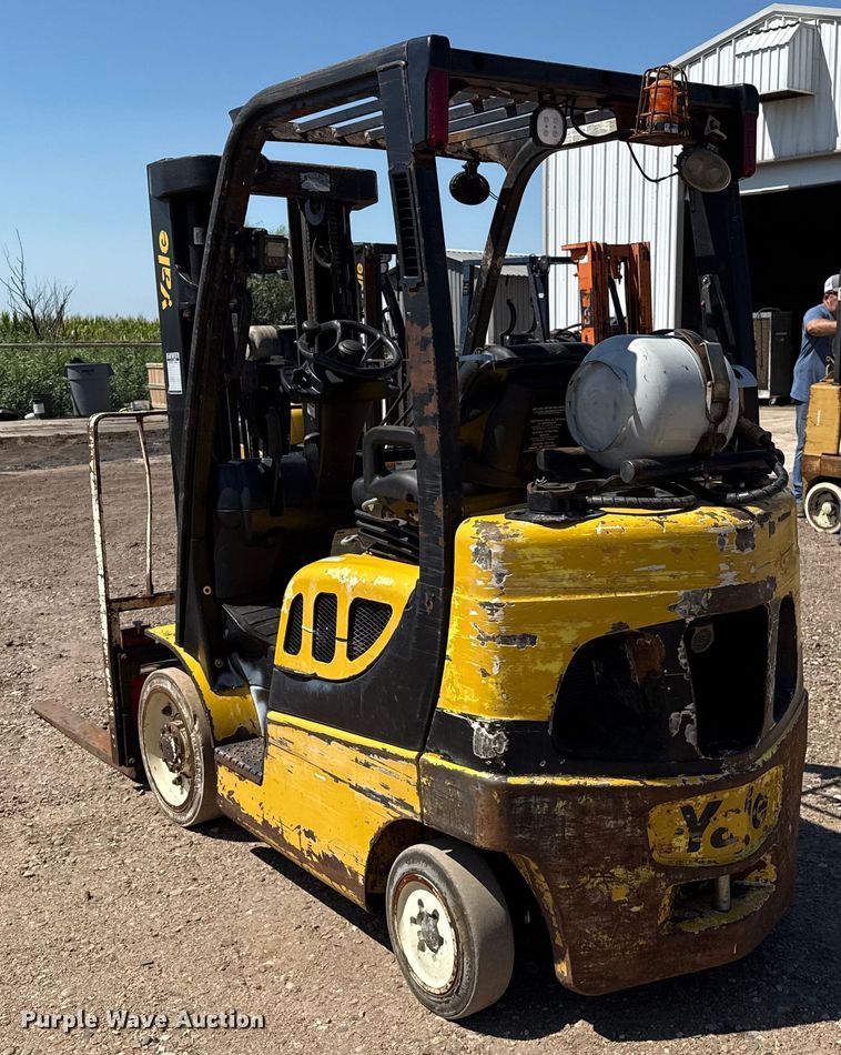 image for item DZ8787 2017 Yale GLC050VXNDSE083 forklift