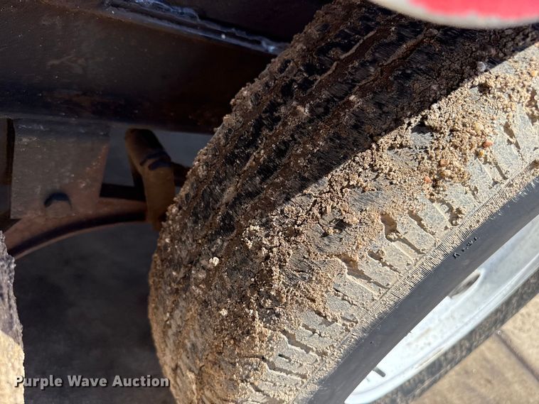 image for item DZ8788 Power Team PQ60 tire press trailer