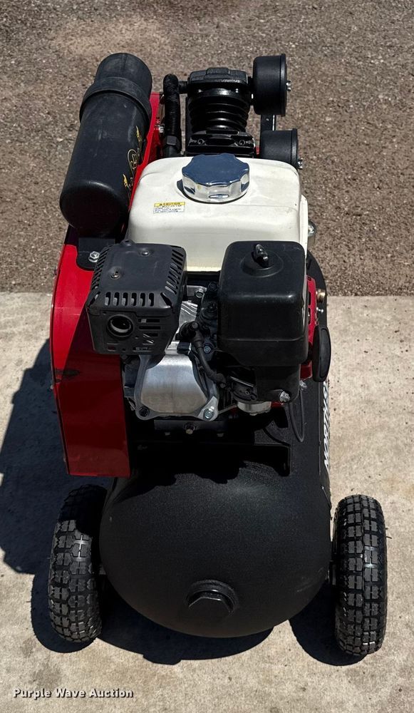 image for item DZ8791 North Star air compressor