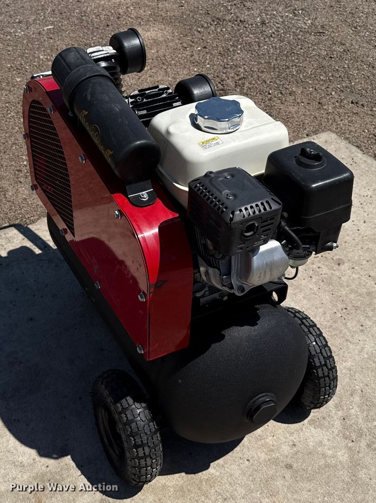 image for item DZ8791 North Star air compressor