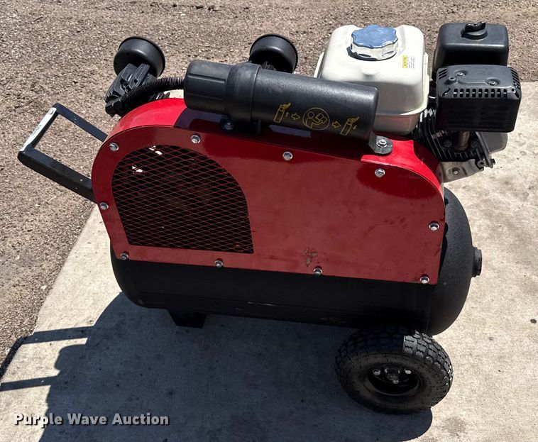 image for item DZ8791 North Star air compressor