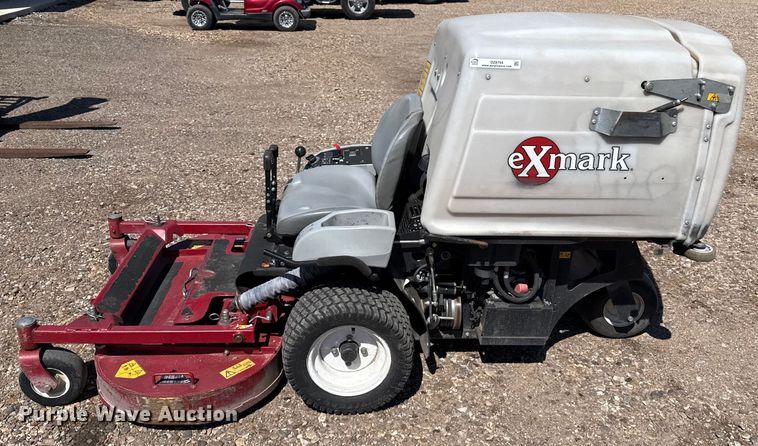 image for item DZ8794 Exmark Navigator ZTR lawn mower