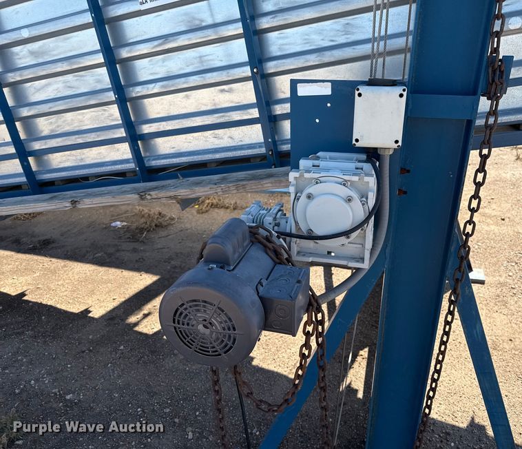 image for item DZ8796 Livestock loading chute