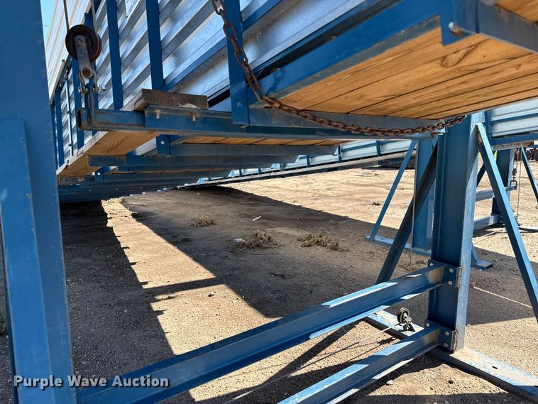 image for item DZ8796 Livestock loading chute
