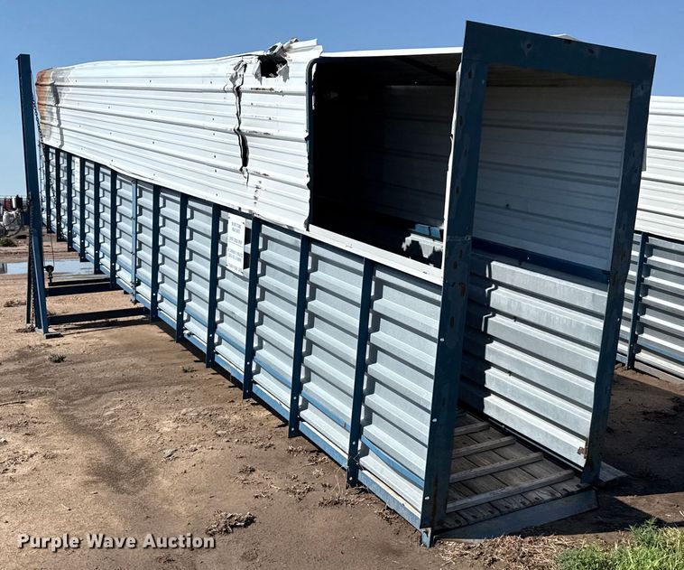 image for item DZ8797 Livestock loading chute