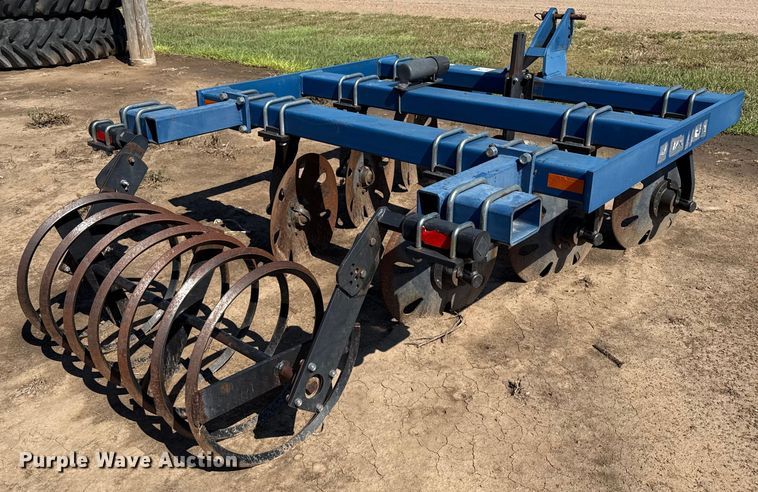 image for item DZ8799 Center pivot track tiller 