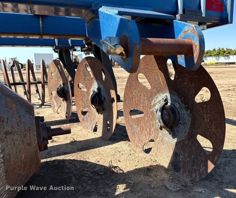 image for item DZ8799 Center pivot track tiller 