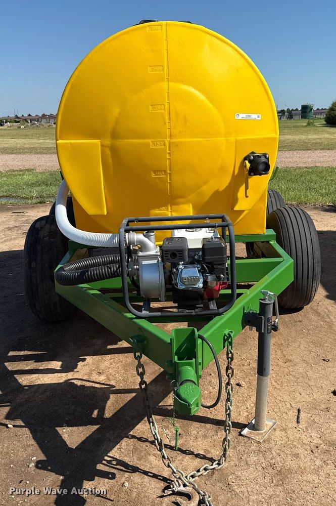 image for item DZ8801 Shop built nurse tank trailer