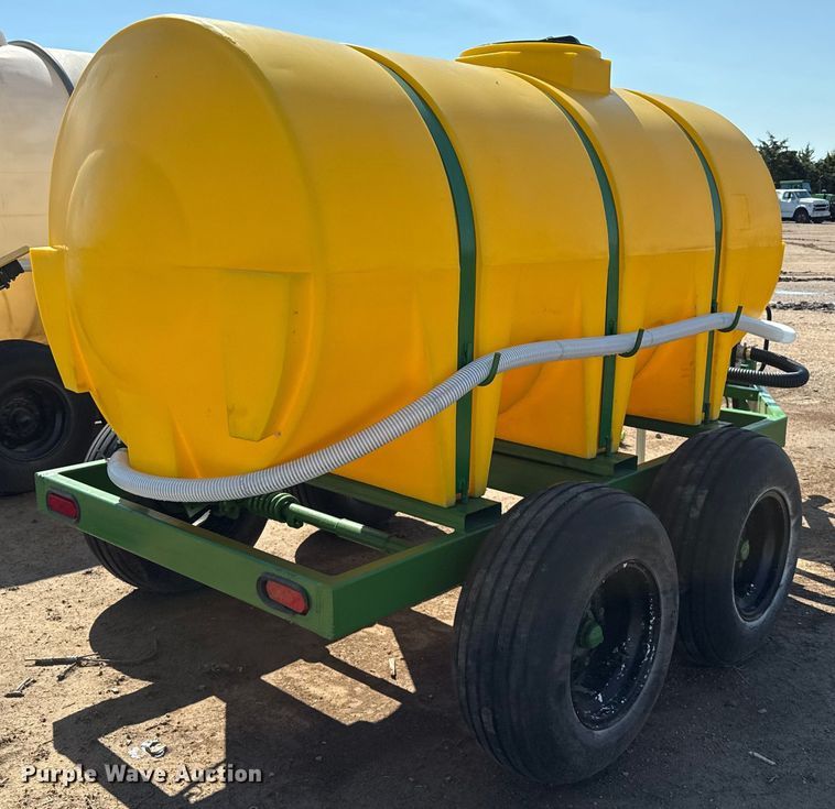 image for item DZ8801 Shop built nurse tank trailer