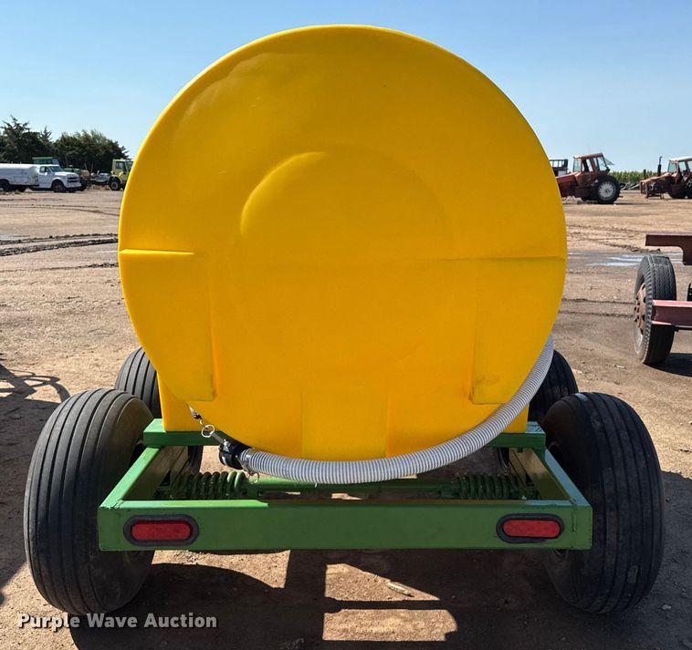 image for item DZ8801 Shop built nurse tank trailer