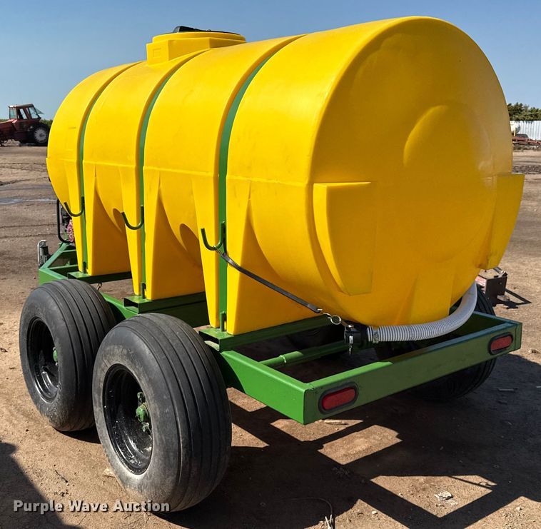 image for item DZ8801 Shop built nurse tank trailer