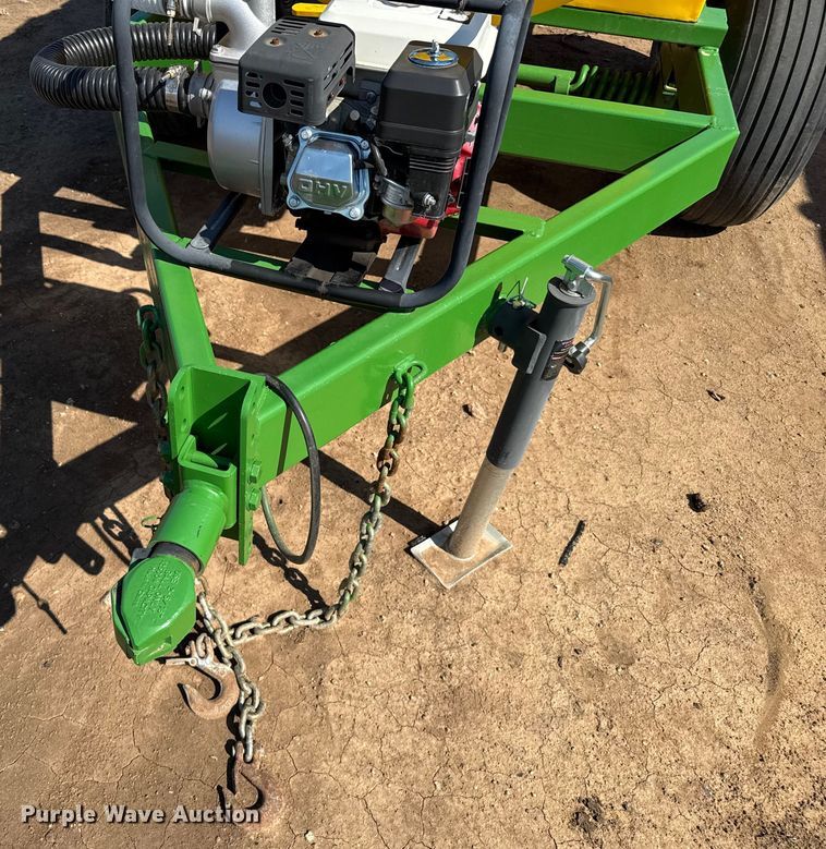 image for item DZ8801 Shop built nurse tank trailer