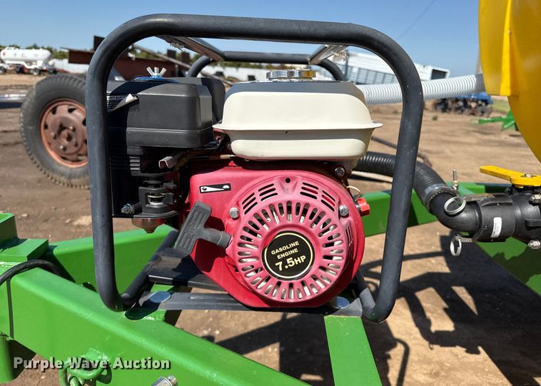 image for item DZ8801 Shop built nurse tank trailer