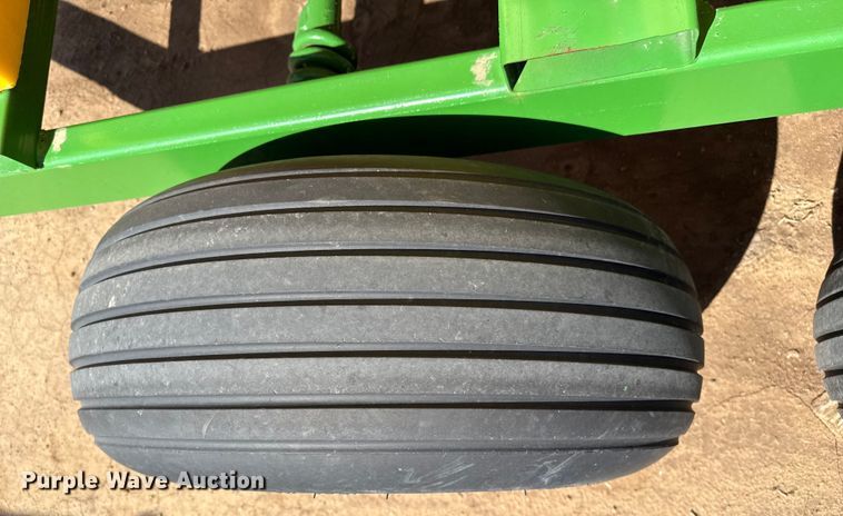 image for item DZ8801 Shop built nurse tank trailer