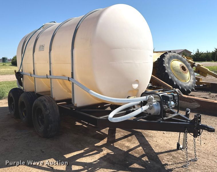 image for item DZ8802 Shop built nurse tank trailer