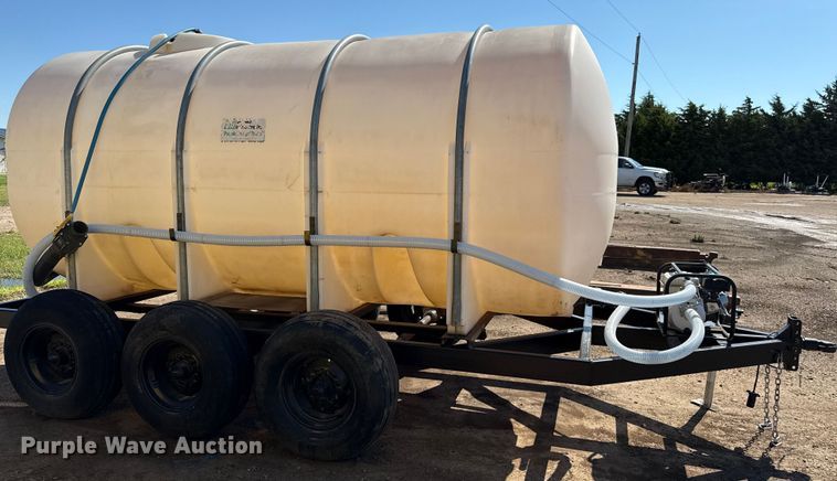 image for item DZ8802 Shop built nurse tank trailer