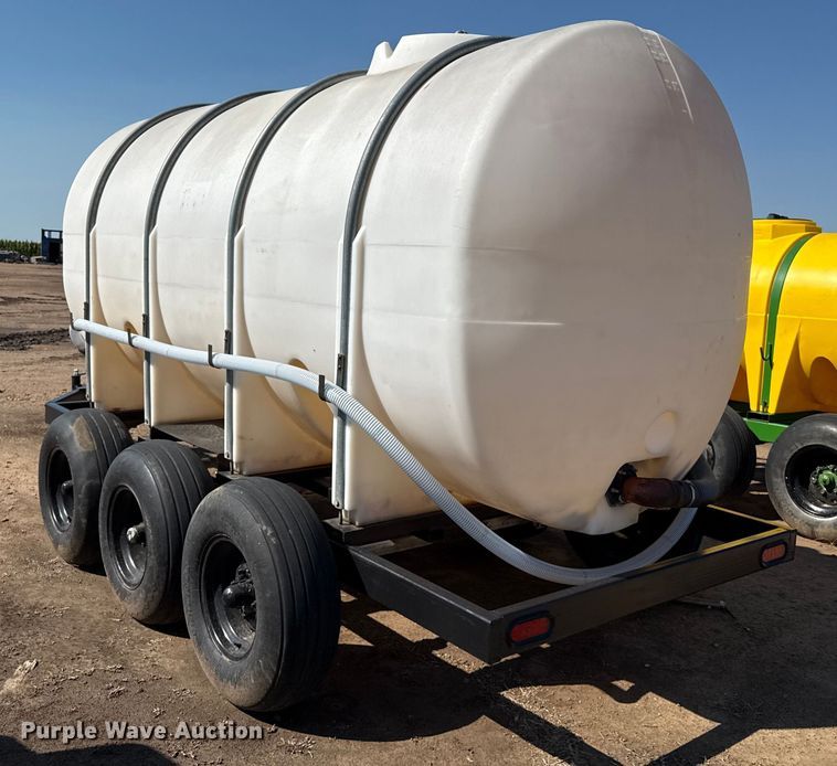 image for item DZ8802 Shop built nurse tank trailer