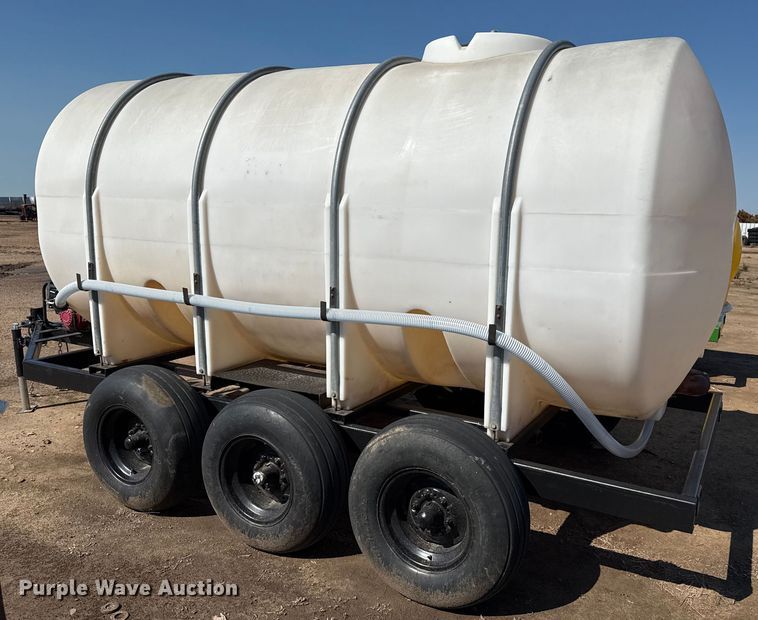 image for item DZ8802 Shop built nurse tank trailer