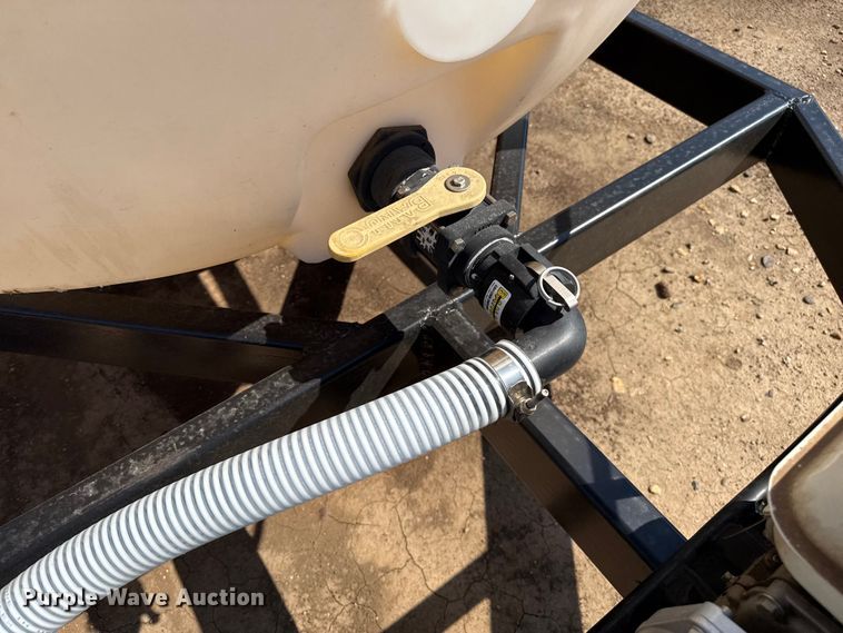 image for item DZ8802 Shop built nurse tank trailer