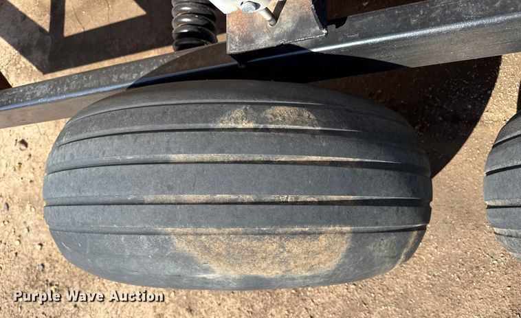 image for item DZ8802 Shop built nurse tank trailer