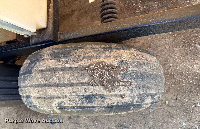 image for item DZ8802 Shop built nurse tank trailer