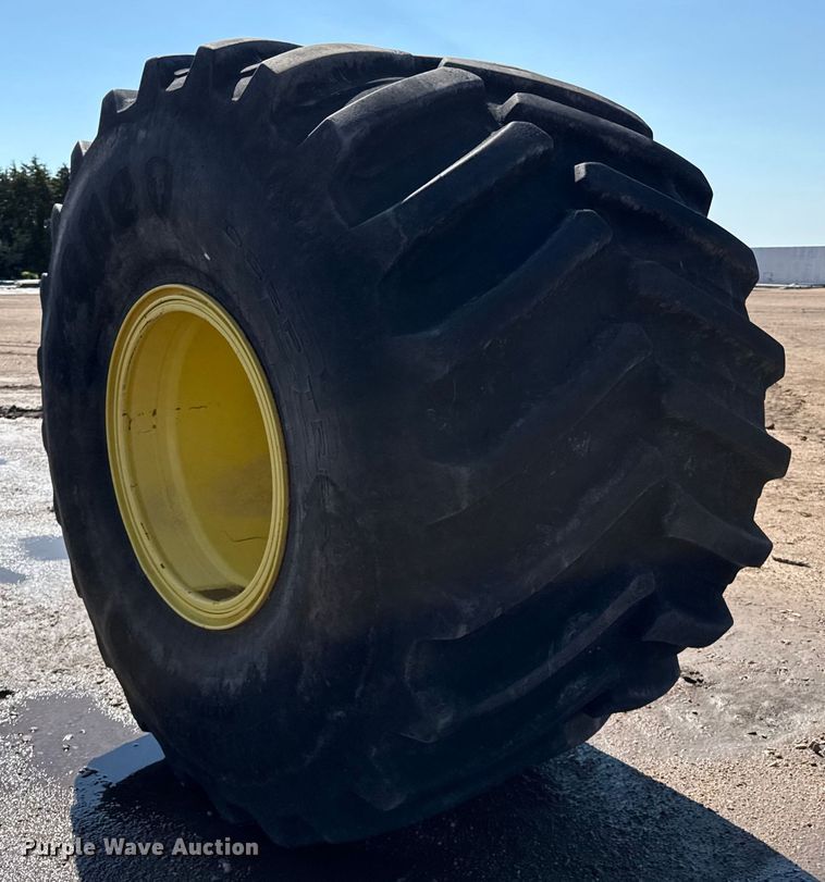 image for item DZ8807 (2) 1250/50R32 flotation tires and wheels