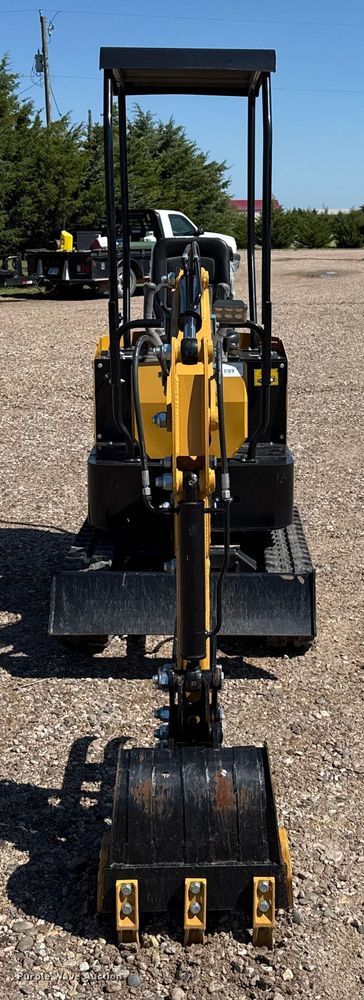 image for item DZ8813 2024 AGT H12R mini excavator