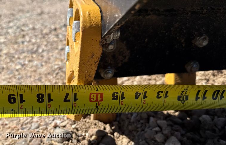 image for item DZ8813 2024 AGT H12R mini excavator