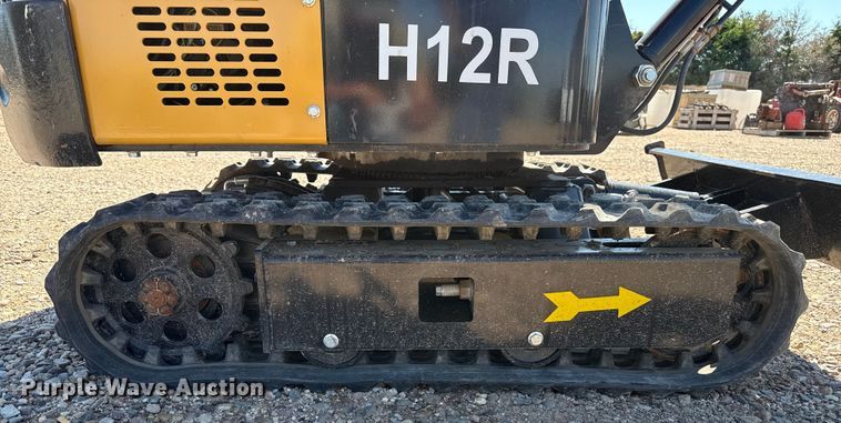 image for item DZ8813 2024 AGT H12R mini excavator