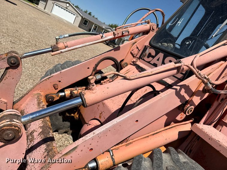 image for item DZ8815 1981 Case W11 wheel loader