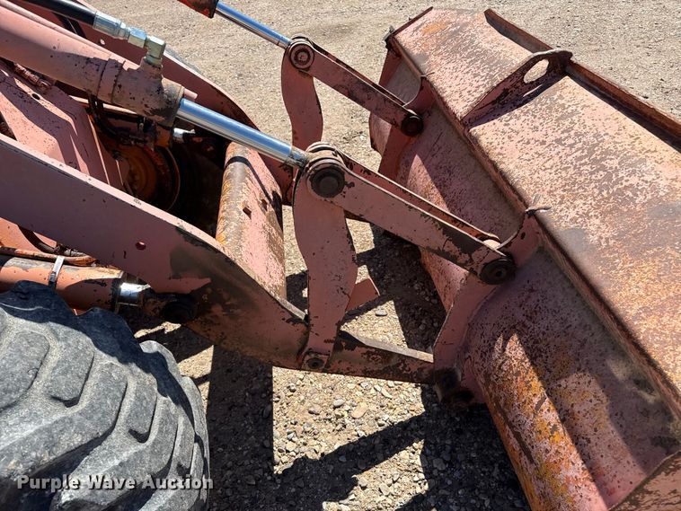 image for item DZ8815 1981 Case W11 wheel loader