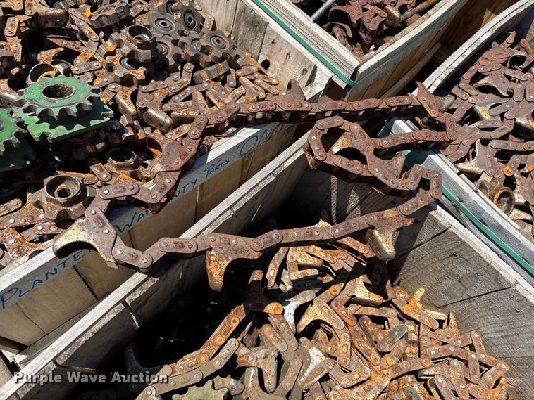 image for item DZ8816 John Deere corn head parts