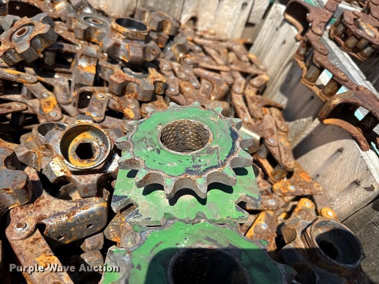 image for item DZ8816 John Deere corn head parts