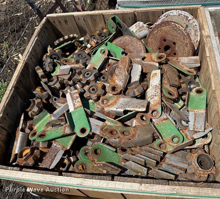 image for item DZ8816 John Deere corn head parts