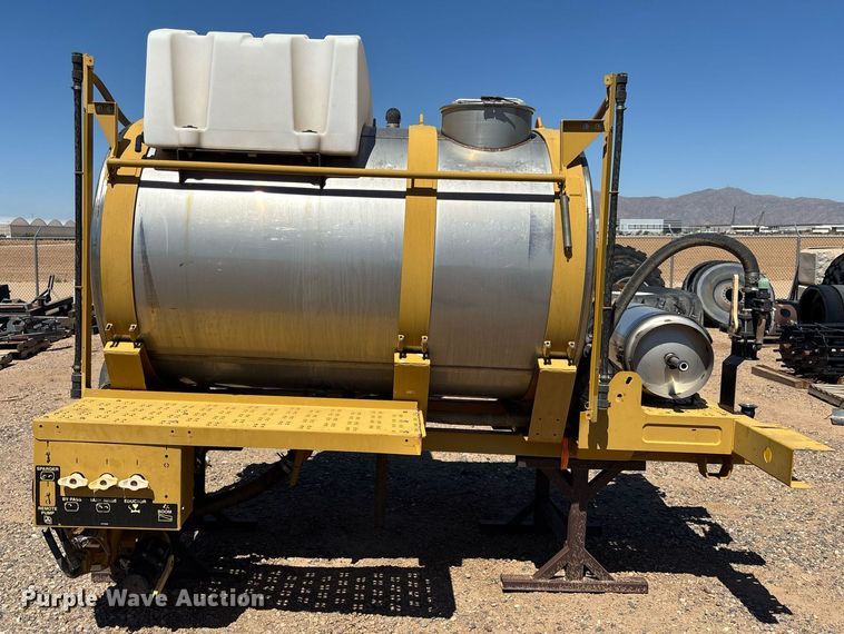 image for item EC1075 2006 Mid-State Tank CO. sprayer bed