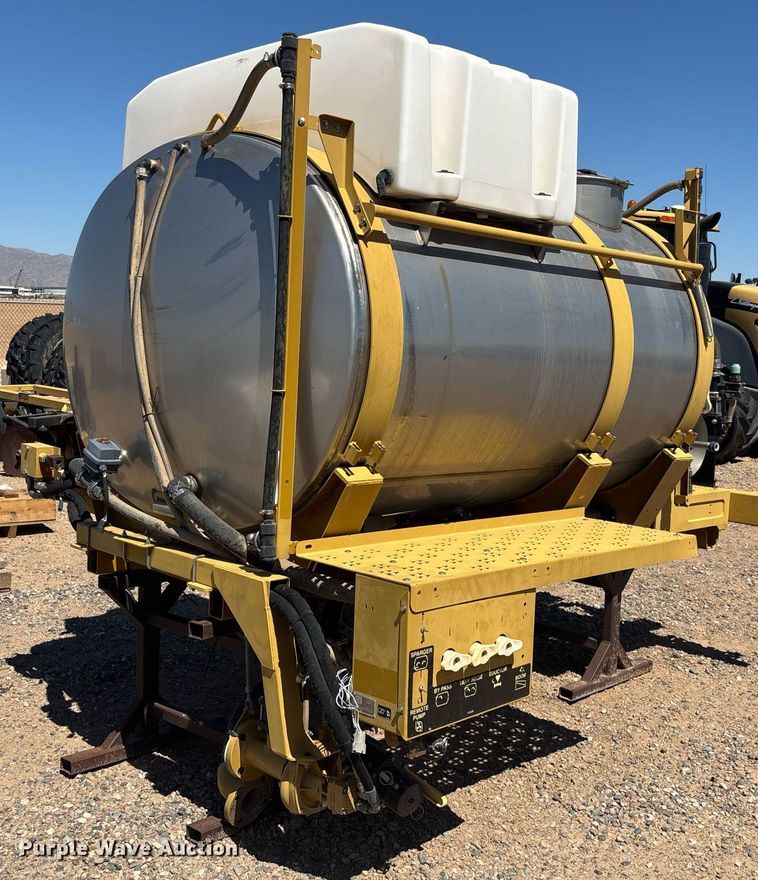 image for item EC1075 2006 Mid-State Tank CO. sprayer bed