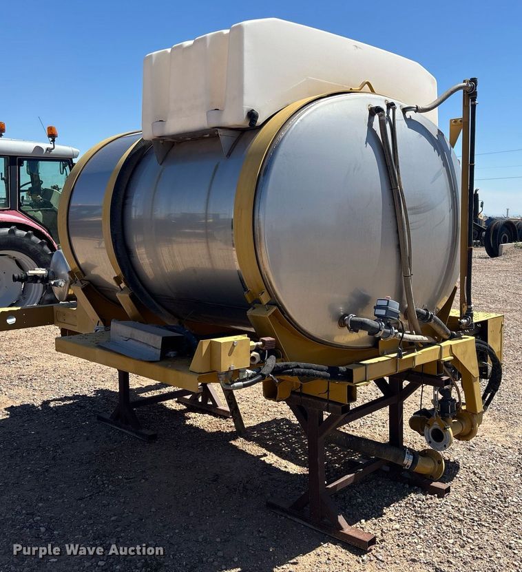 image for item EC1075 2006 Mid-State Tank CO. sprayer bed